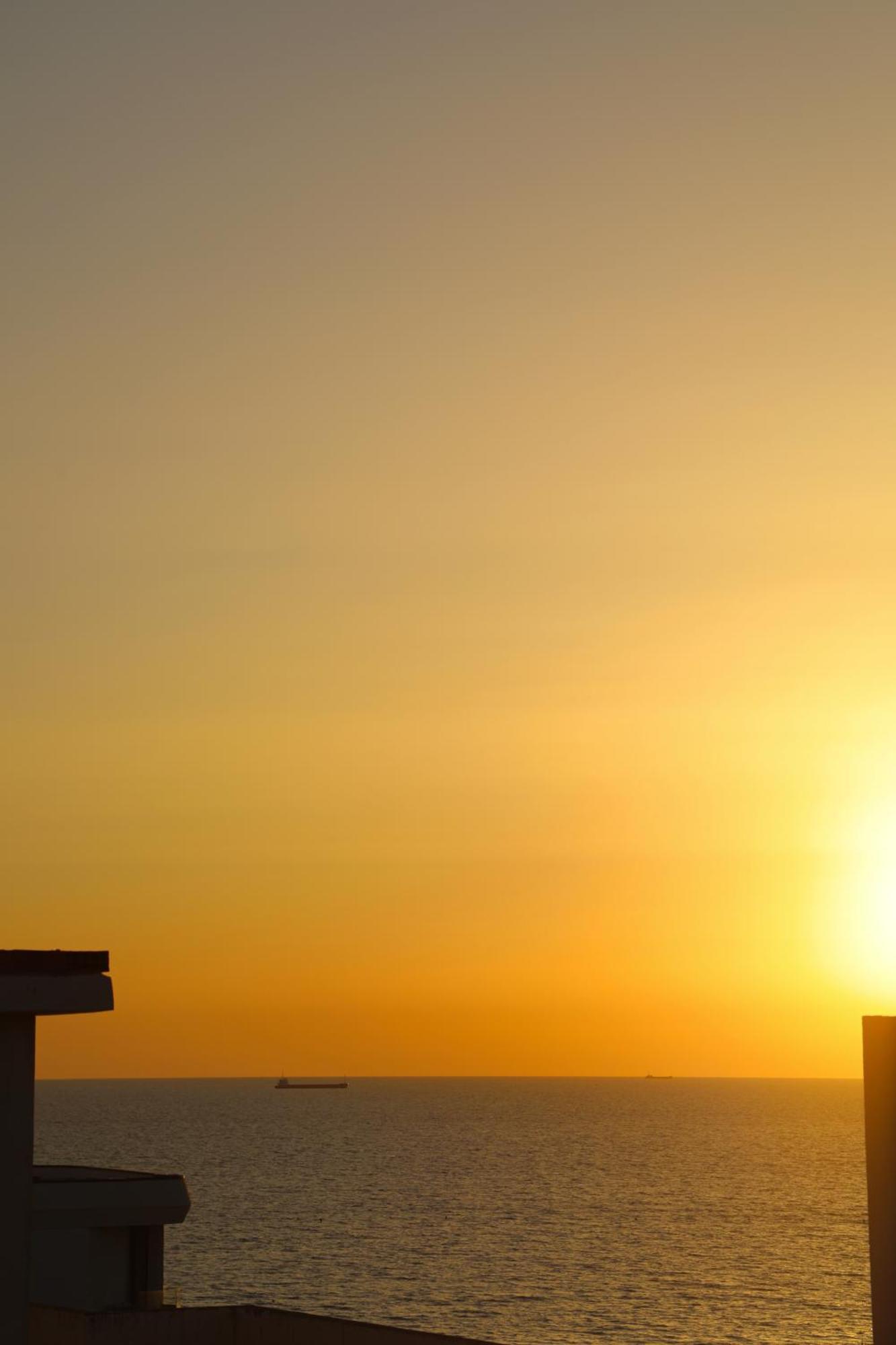 Sea View Apartments Голем Екстериор снимка